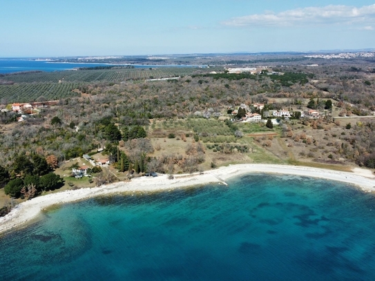 ISTRIEN, POREČ- Attraktives Bauland für den Hotelbau