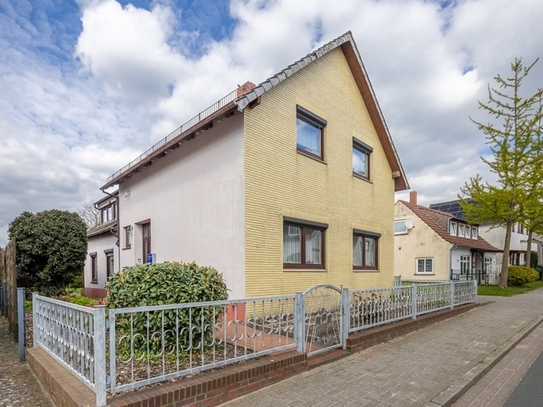 Zweifamilienhaus in ruhiger Seitenstraße im Herzen von Bremen-Blumenthal