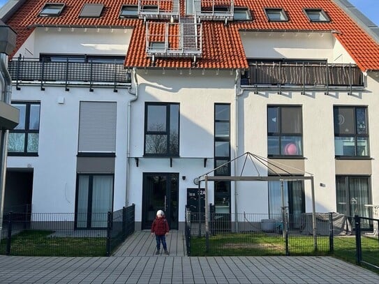 Haus im Haus - Neuwertige Wohnung mit hohem Standard