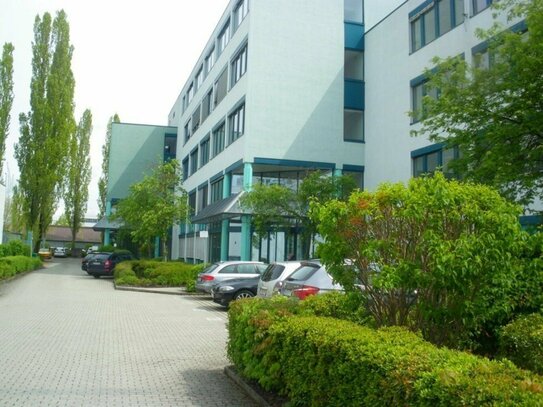 Riem/Trudering: Modernes Bürogebäude in Toplage Nähe Messe - provisionsfrei