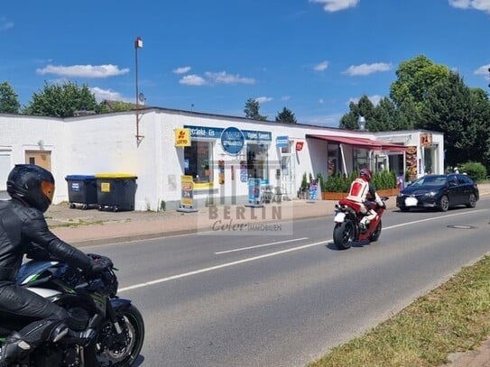 Oranienburg - 2 modernisierte Gewerbeeinheiten als Kapitalanlage inkl. Stellplätze - in Top Lage !