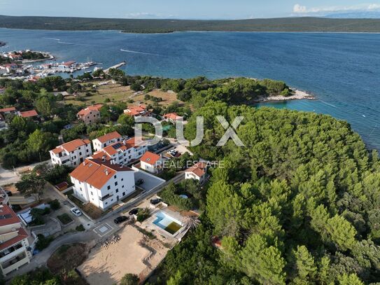 MALI LOŠINJ, NEREZINE - Schöne zweistöckige Wohnung, 80 m von der Bucht entfernt!