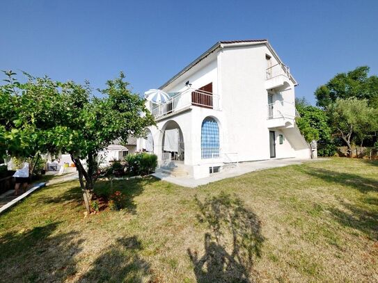 Malinska. Detached house, 700 m. close to sea, for sale