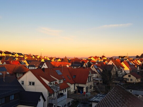 Stilvolle, gepflegte 4-Raum-Maisonette-Wohnung in Geislingen mit Blick auf die Burg Hohenzollern