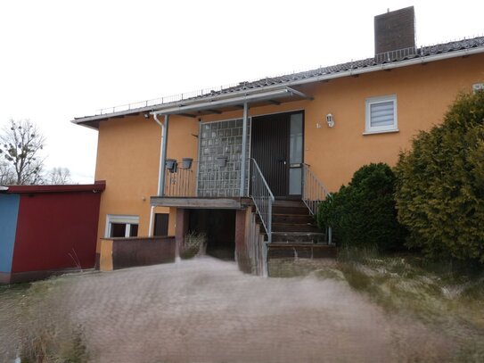 Einfamilienhaus mit Einliegerwohnung als Bungalow in Wildeck-Bosserode