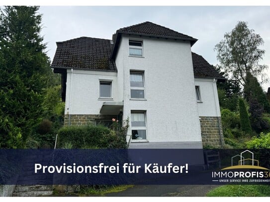 Provisionsfrei, 2 Familienhaus mit Einliegerwohnung, Stellplätze und Garten in Ruhiger Lage.