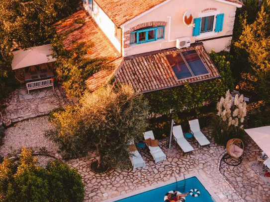 Kleines Paradies in der Umgebung von Poreč, 11 km von der Stadt und dem Meer entfernt, freistehendes Haus mit Pool in r…