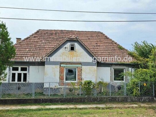 Dorfhaus in der Gegend von Siófok zu verkaufen