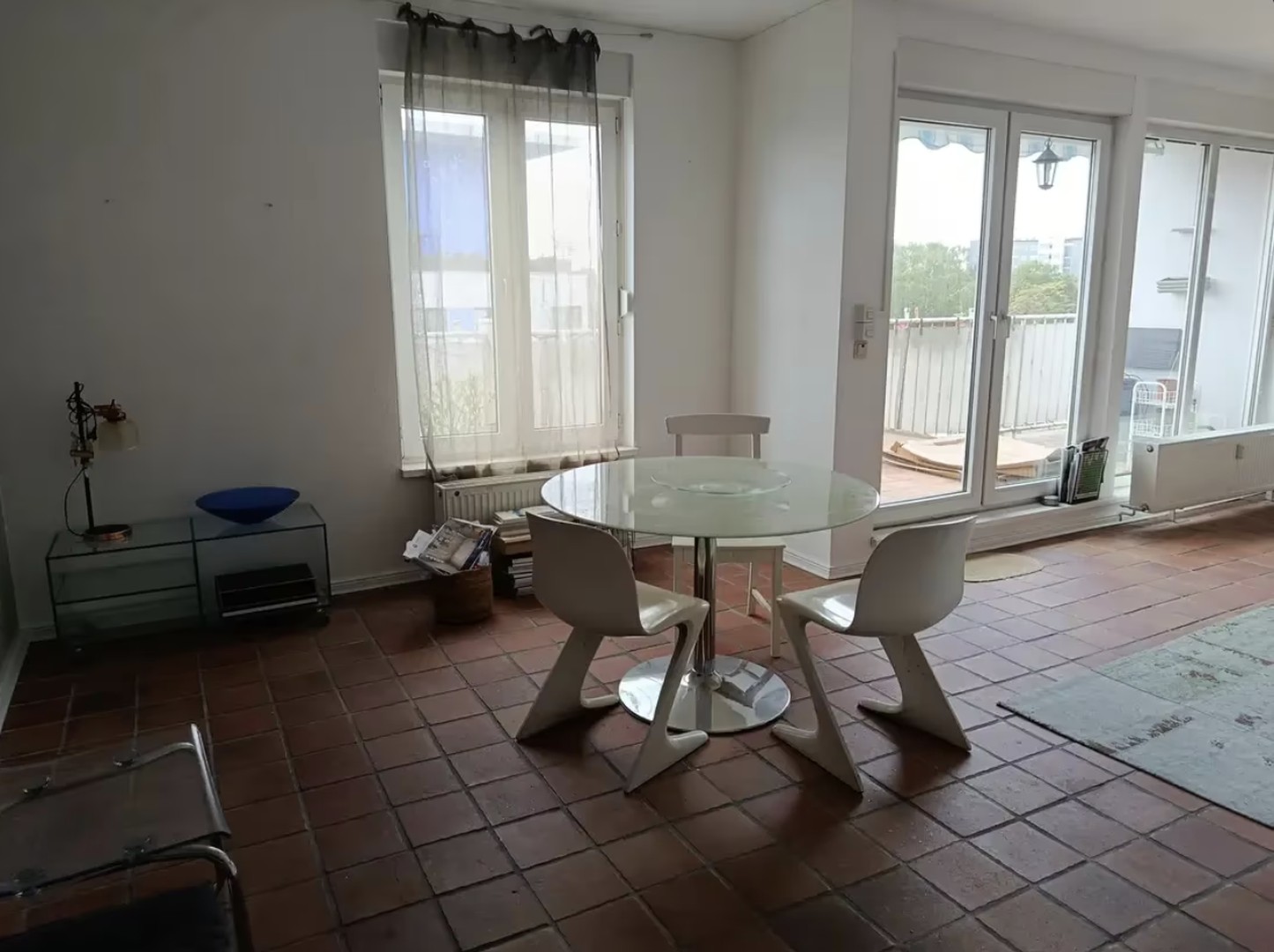 Große 3-Zimmer „Haus-Feeling" mit Terrasse Wohnung - Photo 1