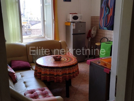 Rijeka, Zentrum – 43 m² große Wohnung zur Miete mitten im Stadtzentrum!