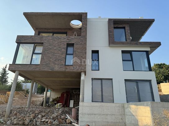 OPATIJA, PAVLOVAC - zweistöckige Wohnung 132 m2 mit Dachterrasse in einem neuen Gebäude, in der Nähe von Opatija, Meerb…