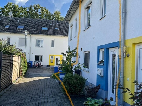 Echtes Raumwunder in guter Lage: Top gepflegtes Reihenmittelhaus mit Terrasse, Garten und Stellplatz