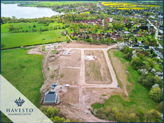 Mehrfamilienhaus Bauplatz! Ob Wasserski oder Ostseenähe, in Süsel sucht Bauherren.