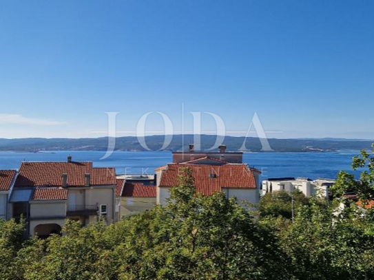 Crikvenica, Grundstück mit Aussicht in einer ausgezeichneten Lage