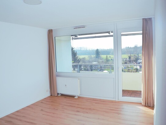 Traumhafte 2-Zimmer-Wohnung mit Waldblick in Bruchsal-Untergrombach