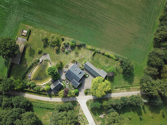 Traumhaus auf dem Land mit Schwimmteich