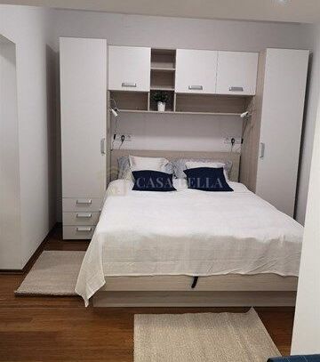 Wohnung Donji grad, Donji Grad, 30m2