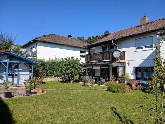 Großer gepflegter Bungalow mit Untergeschoß - Ideal für Luxemburg-Pendler !