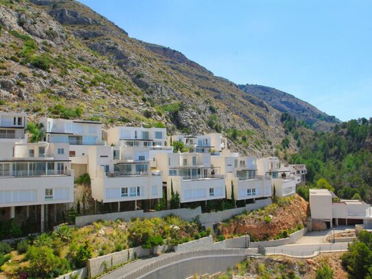 Grosse Luxus-Villa für höchste Ansprüche - Ihr Balkon-Platz am Mittelmeer