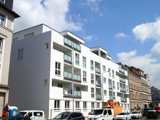 Neubau! 156 m² Reihenhaus inklusive eigenem Tiefgaragenzugang mit Stellplatz!!