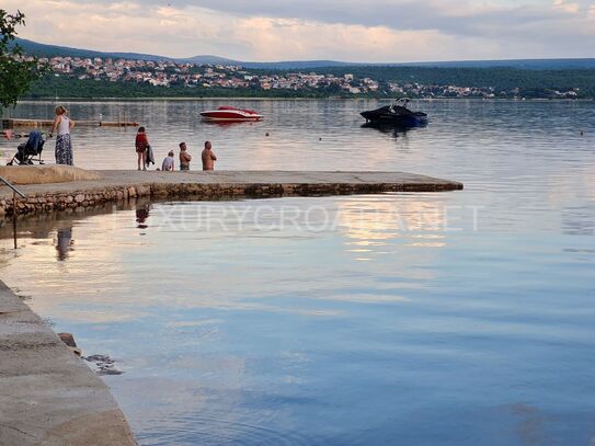 Haus in der Gespanschaft Zadar in Kroatien zum Verkauf in Strandnähe