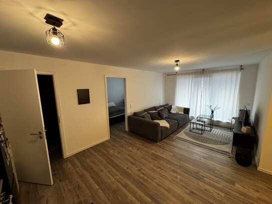 GV-Stadt: 2 Z/K/D/B, 58 m², Erdgeschoss, barrierefrei, Wärmepumpe, PV-Anlage, Wallbox, Bj. 2022