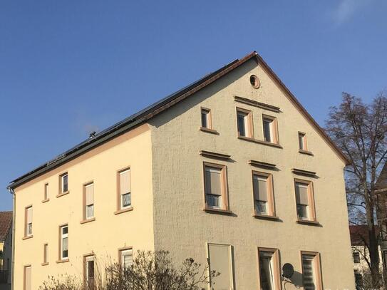 Schönes Mehrfamilienhaus und extra Büroflächen im HH in guter und zentraler Lage mit guter Rendite