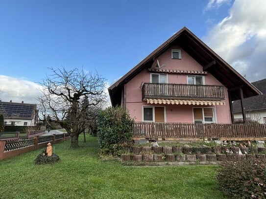 Mehrfamilienhaus mit Potenzial im Grünen