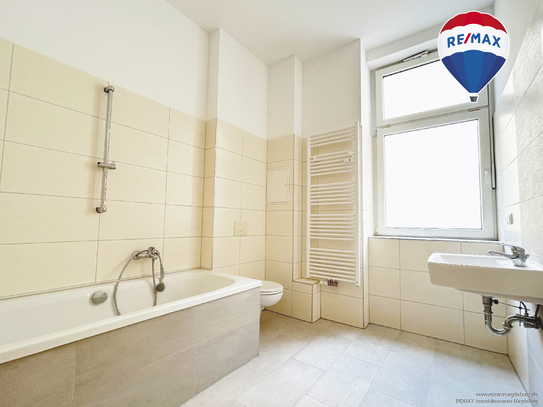 Ein Zuhause mit Potenzial: Geräumige 3-Raum-Wohnung in zentraler Lage