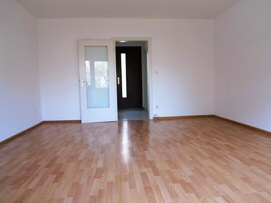 Zentrales 1-Zimmer-Apartment mit Balkon in Weil am Rhein / Grenznah / KEINE Provision