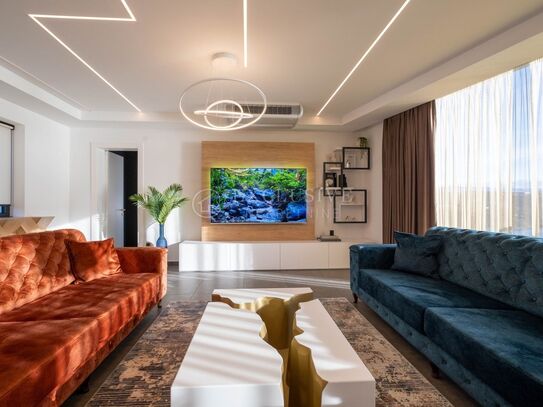 OPATIJA -MODERNES LUXURIÖS EINGERICHTETES PENTHOUSE MIT SCHÖNSTEM MEERBLICK