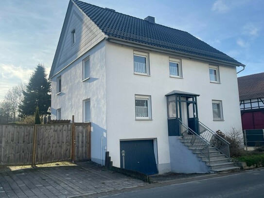 Massives Einfamilenhaus in Oberlistingen -Provisionsfrei-