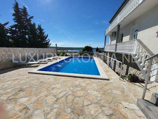 Atemberaubende Poolresidenz mit Panoramablick auf das Meer zum Verkauf in der Nähe von Zadar, Kroatien