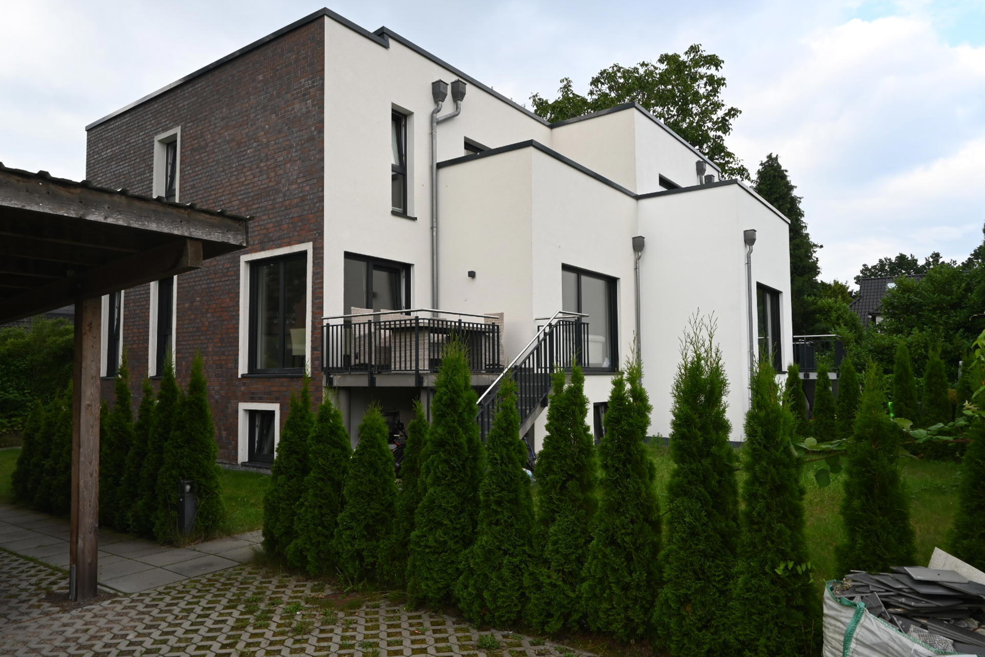 Top vermietete Doppelhaushälfte in ruhiger Lage