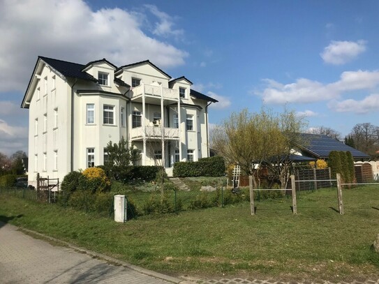 Helle Eigentumswohnungen mit Balkon/Terrasse und Gartenanteil am grünen Berliner Stadtrand, 58-72 m²