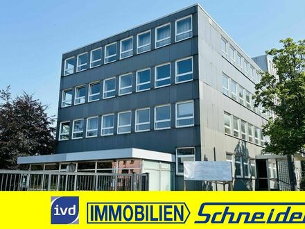 Ca. 1.129,00 m²  5.424,00 m² Produktions-/Lagerhalle zu vermieten!