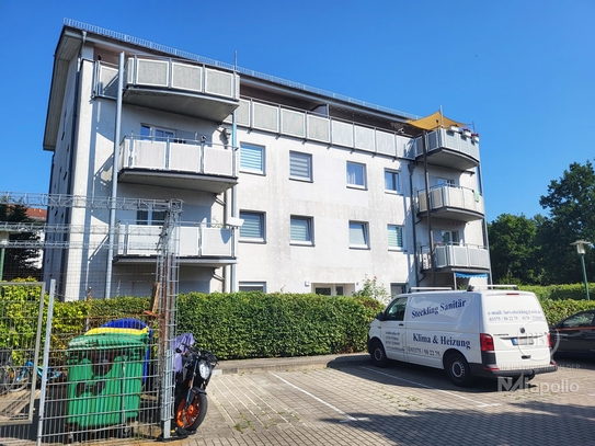 PROVISIONSFREIE KAPITALANLAGE! ATTRAKTIVES DACHGESCHOSSWOHNUNG MIT WEITBLICK UND STELLPLATZ!
