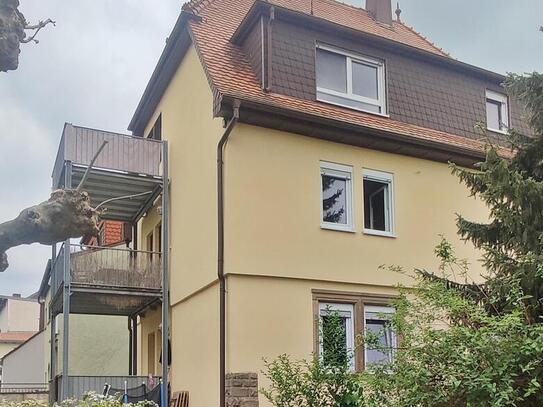 ***Vollvermietetes Dreifamilienhaus in guter Lage und bester Anbindung!***