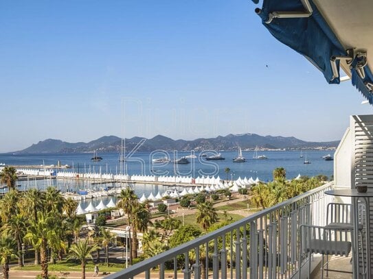 CANNES, La Croisette: 4 Zimmer mit Terrasse, Panoramablick auf das Meer