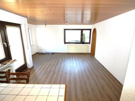 Schöne & helle 3-Zimmer-Wohnung mit Balkon und Garage!