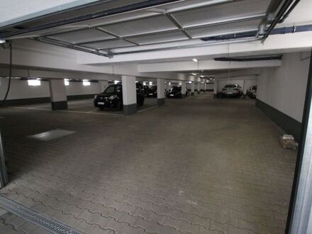 Tiefgaragenstellplatz zu vermieten