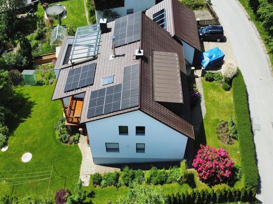 Top gepflegtes Mehrgenerationenhaus mit herrlicher Dachterrasse