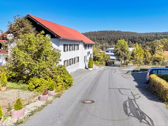 Mehrfamilienhaus mit Entwicklungspotenzial im Naturpark Bayerischer Wald - keine Käuferprovision