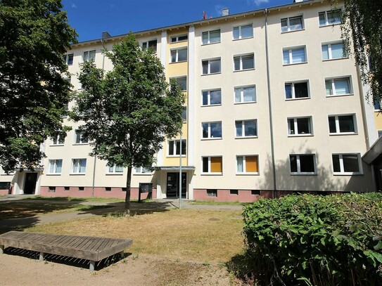 Vermietete 3 ZKB - Wohnung mit Balkon in Hildesheim zu verkaufen!