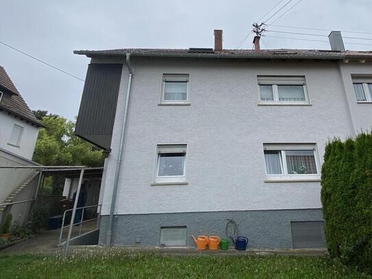 Vermietetes Doppelhaus mit Garten und Garage zu verkaufen !