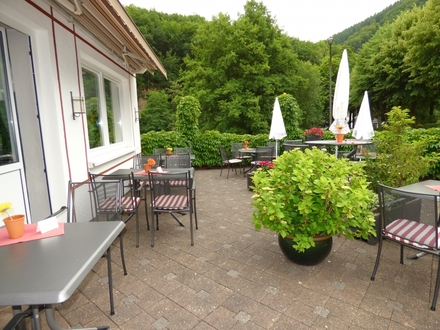 3 sterren hotel in zeer goede staat van onderhoud op prachtige locatie in Bad Bertrich, Eifel