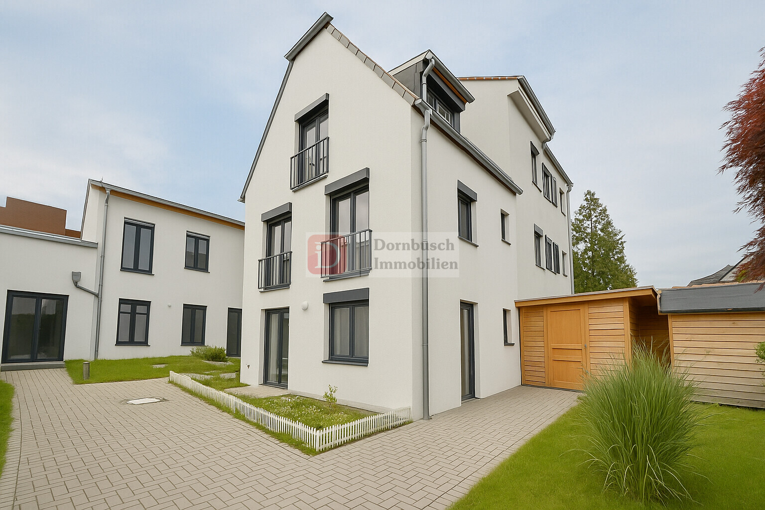 Top!! Modernes Haus über zwei Etagen mit Dachstudio und hochwertiger Ausstattung