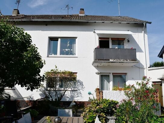 **RESERVIERT** Solides 3-Parteien-Haus mit vielen Möglichkeiten in Darmstadt