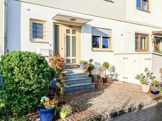 Das perfekte Familienhaus mit Garten, Garage und viel Platz - PROVISIONSFREI!