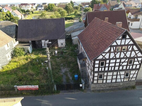 Authentischer Bauernhof in ländlicher Lage bei Meiningen – provisionsfrei vom Eigentümer